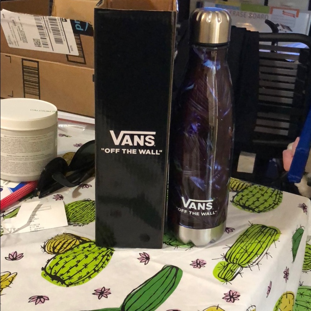 Water bottle
